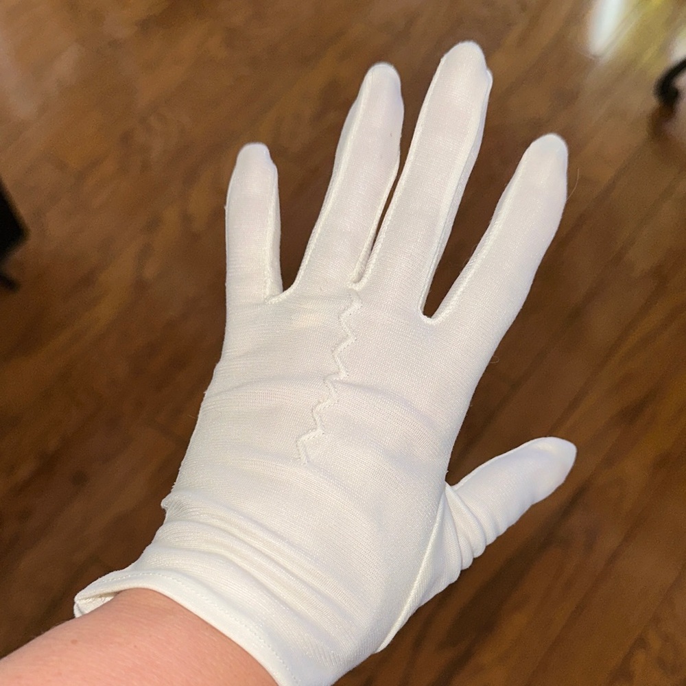 Vintage 60s White Nylon‎ Wrist Gloves